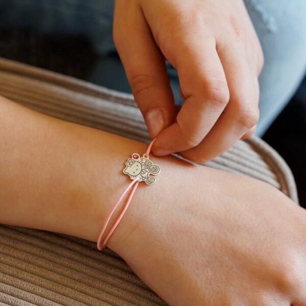 Bratara personaj – Hello Kitty – model decupat – Argint 925 – cristal Swarovski – snur reglabil