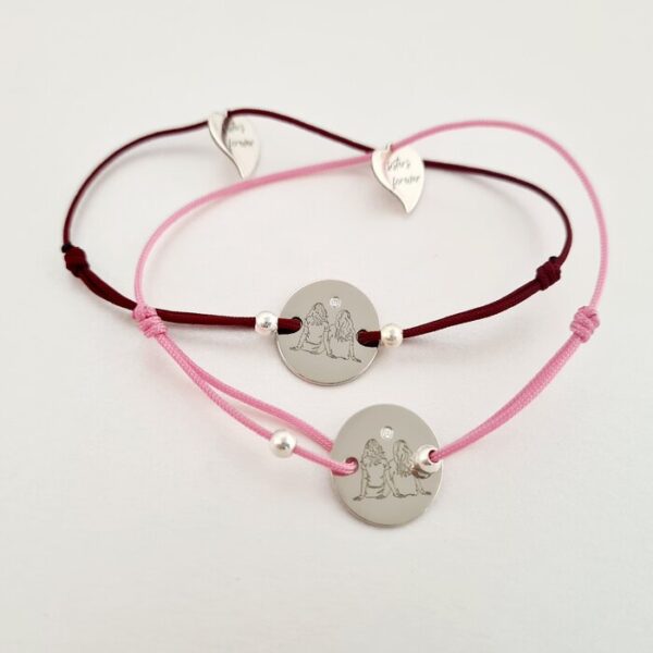 Set 2 bratari personalizate cu Diamant natural –  Sisters Forever – Banut 15 mm cu 2 siluete Surori/Prietene – Bilute 4 mm – Argint 925 – Snur