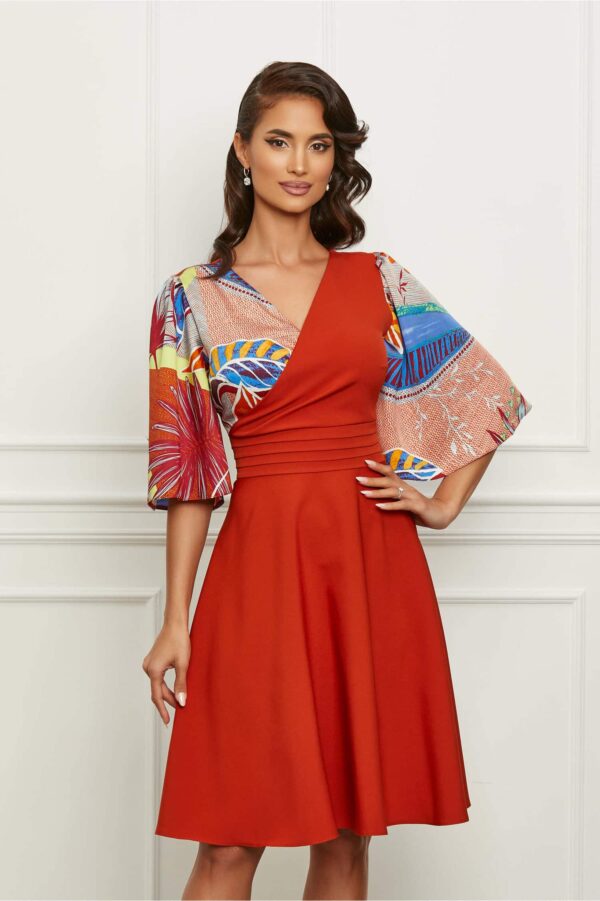 Rochie Dy Fashion caramizie cu imprimeu pe bust si maneci