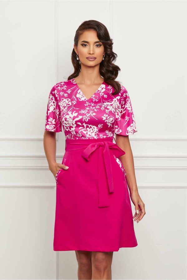 Rochie Dy Fashion fucsia cu imprimeu floral la bust si cordon in talie