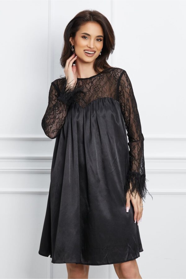 Rochie Dy Fashion neagra din satin cu dantela si pene la maneci