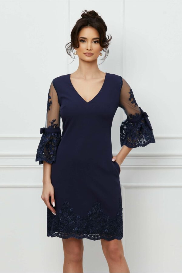 Rochie MBG bleumarin cu maneci din dantela evazate la baza