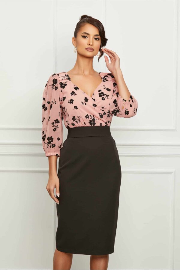 Rochie Mirabela cu bust roz si imprimeuri negre catifelate