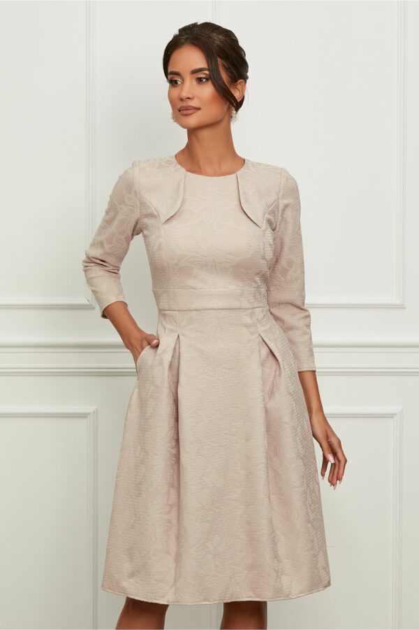 Rochie Moze bej cu model in relief si pliuri pe fusta