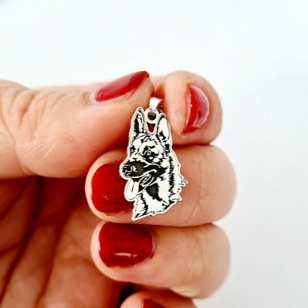 Pandantiv personalizat – Ciobanesc Malinois – Argint 925