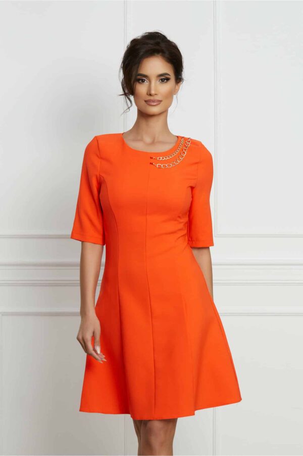Rochie Izabela orange cu accesoriu metalic tip lant