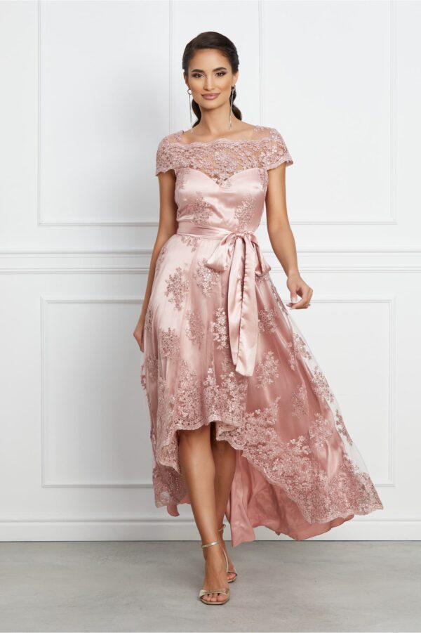 Rochie MBG roz din dantela cu lungime asimetrica