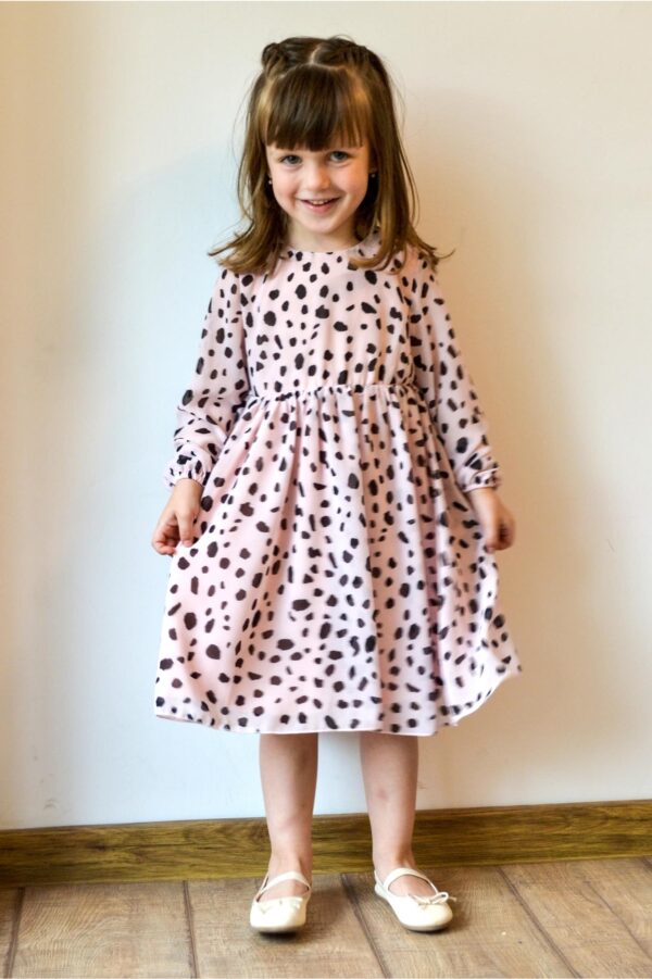 Rochita pentru fetite Dy Fashion roz cu picatele negre din voal