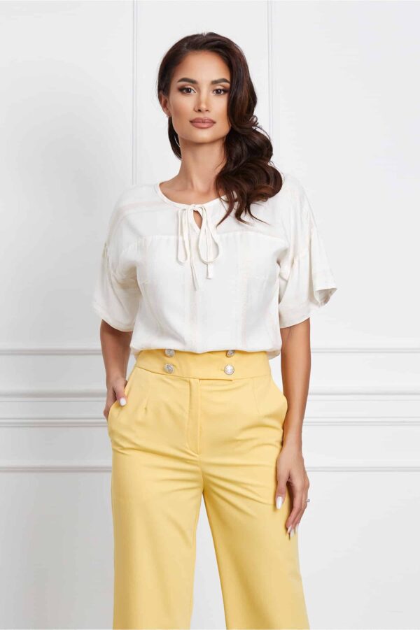 Bluza Moze alba cu fir lurex auriu