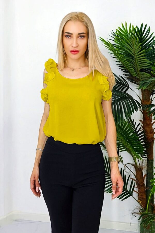 Bluza vaporoasa Estell, cu volane plisate si croi evazat, Mustar, Marime S/M