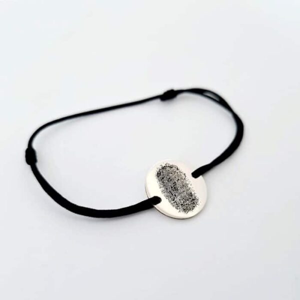 Bratara banut cu amprenta – Argint 925, snur negru
