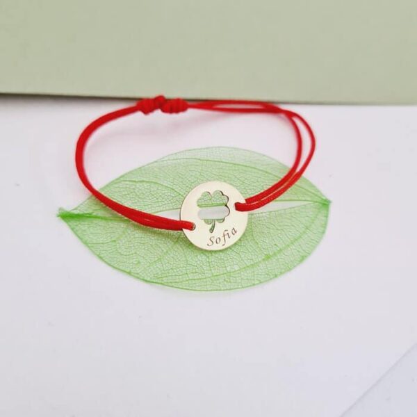 Bratara Good luck – Trifoi decupat si nume – Aur Galben 14K – Snur reglabil, diverse culori