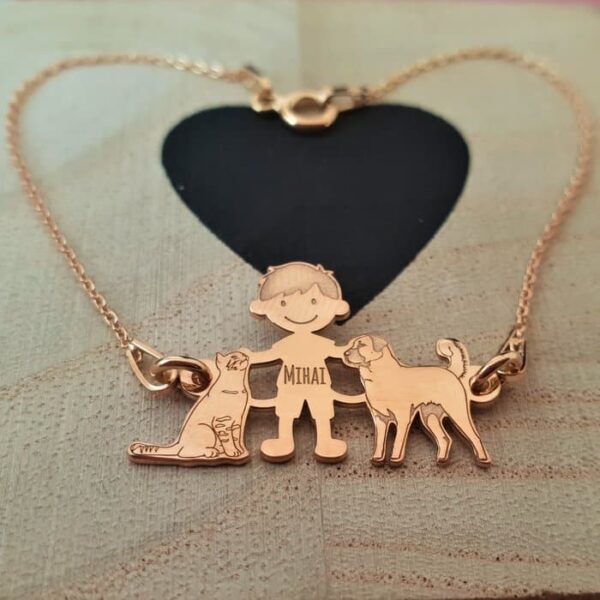 Bratara Familie – 3 Membri – baiat cu pisica si caine Ciobanesc turcesc Kangal – Argint 925 placat cu Aur roz 18K, cu lantisor