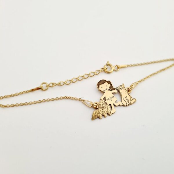 Bratara Familie – 3 Membri – fata cu pisica si caine Cane Corso – Argint 925 placat cu Aur galben 18K, cu lantisor