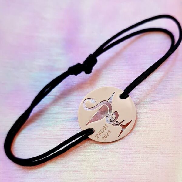 Bratara Farmacist – Aur Roz 14K – 15 mm banut – grosime 0.35 mm – snur negru reglabil