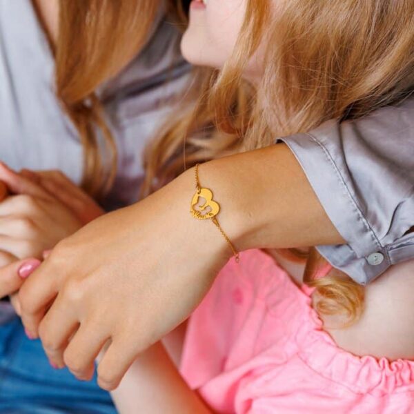 Bratara inima personalizata cu nume decupat – Copil si mama – Argint 925 placat cu Aur Galben 18K – Lantisor cu inchizatoare tip carabina