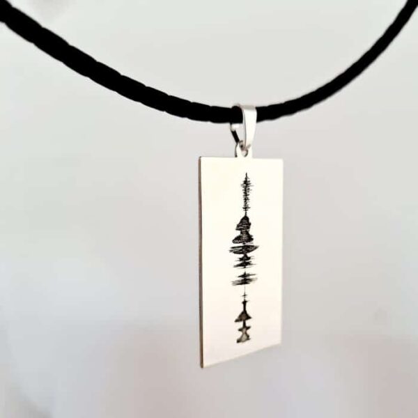 Lant piele impletita cu pandantiv Amprenta Vocala – Unda Sonora Gravata – Argint 925