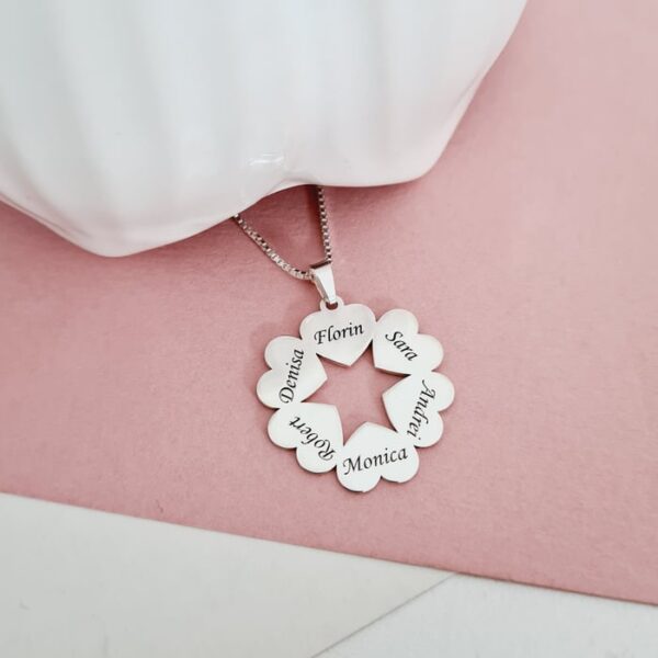 Lantisor personalizat – O stea intre inimi – Gravura 6 nume – Argint 925