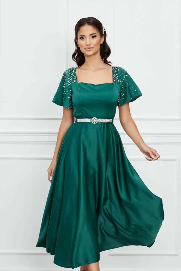 Rochie Anastasia verde inchis cu accesorii pe maneci si rijelina la baza