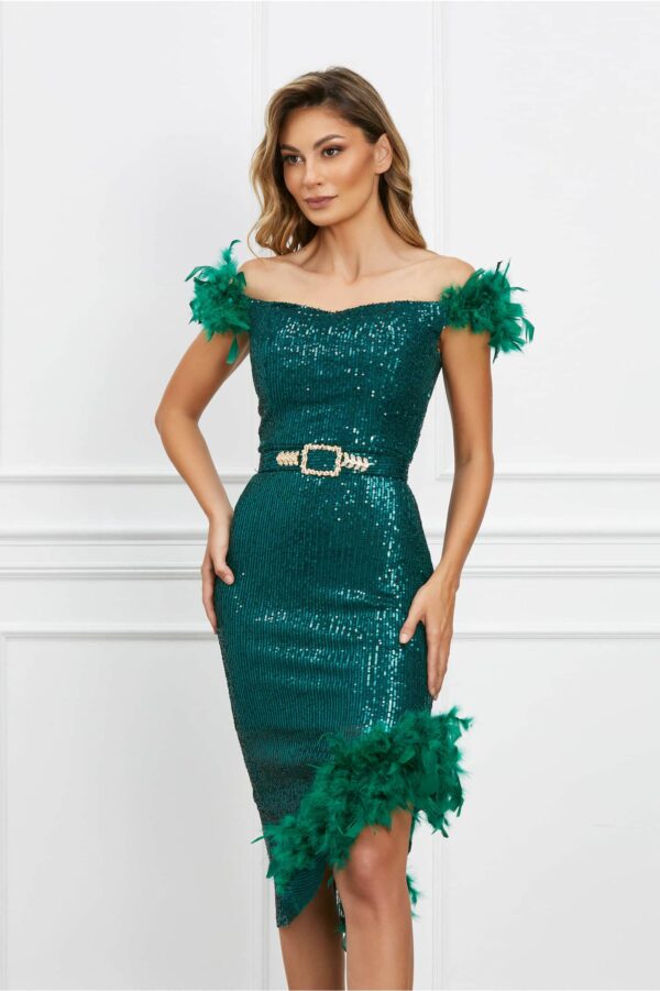 Rochie Biana verde din paiete cu pene si curea