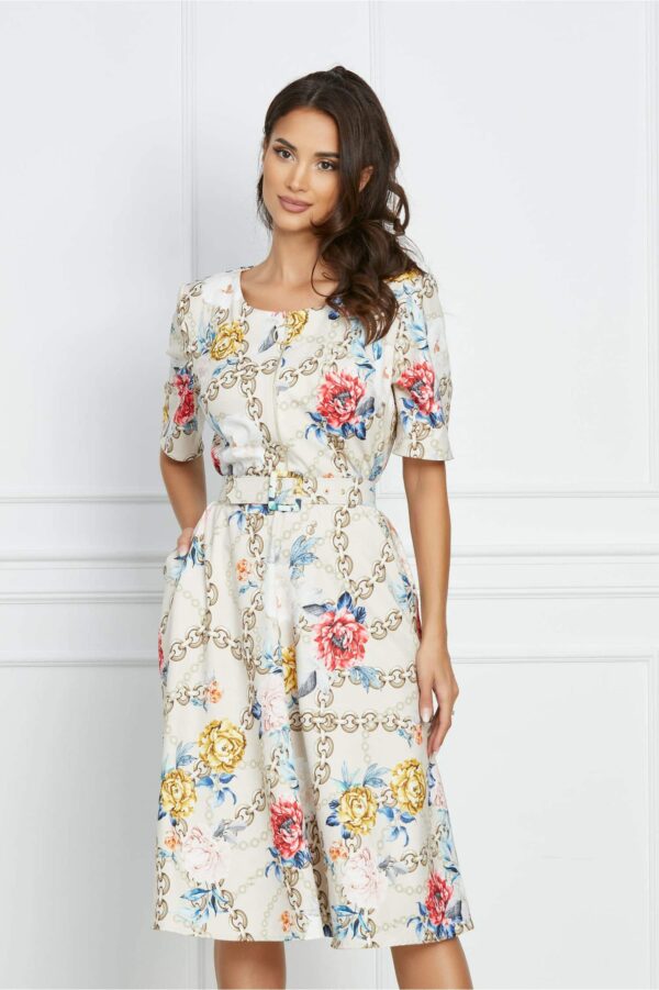 Rochie Bianca bej cu imprimeu chain si flori colorate