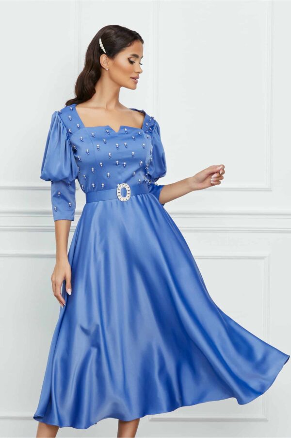 Rochie Daniela albastra cu perle la bust si curea in talie