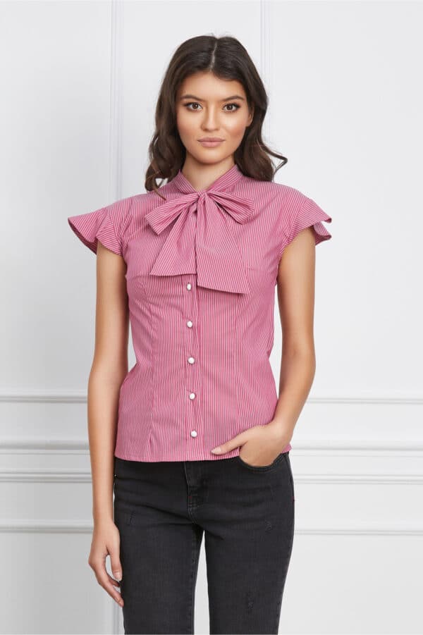 Camasa Dy Fashion roz cu dungi albe cu funda la bust si volanase la maneci