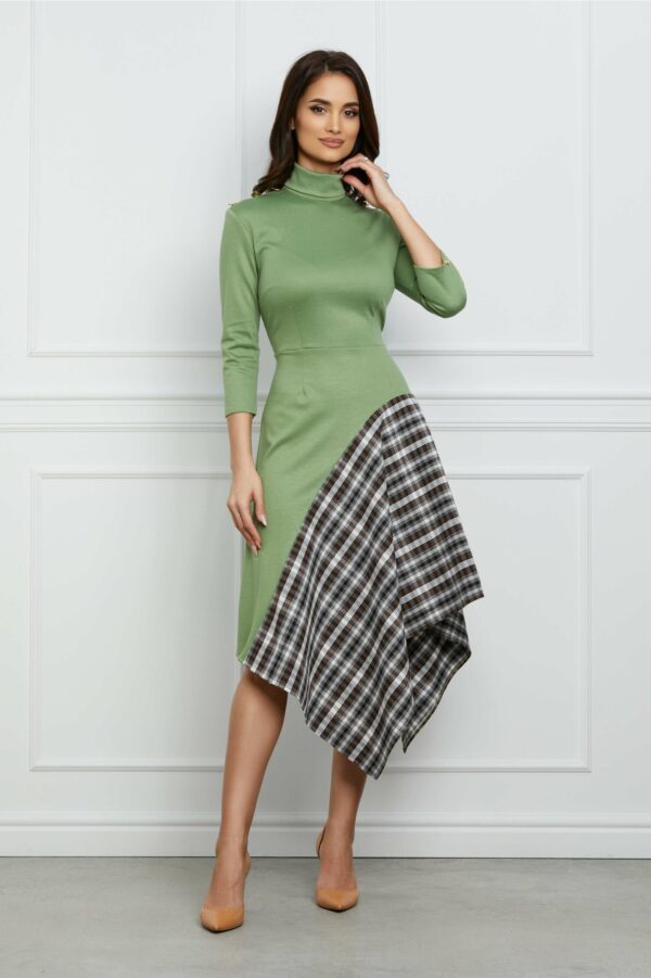 Rochie Dy Fashion verde fistic cu carouri la baza si lungime asimetrica