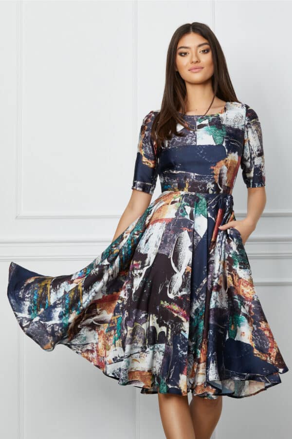 Rochie Mara bleumarin cu imprimeu caramiziu si alb