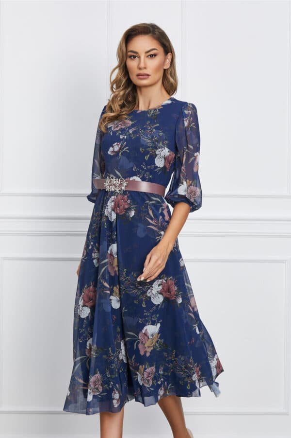 Rochie Maria bleumarin cu flori roz si curea in talie