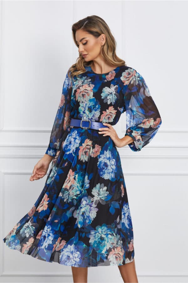 Rochie Maria neagra cu flori albastre si curea in talie