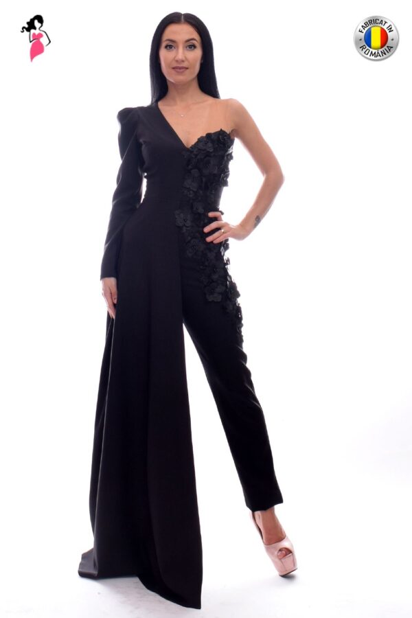 Salopeta de ocazie cu trena