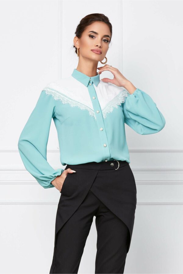Camasa LaDonna bleu cu dantela si nasturi perlati