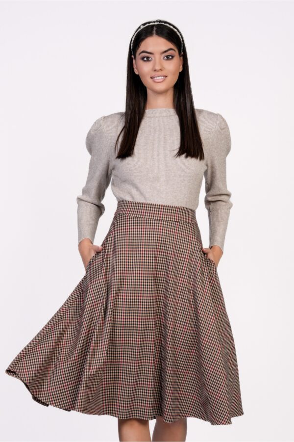 Fusta Dy Fashion clos maro cu carouri