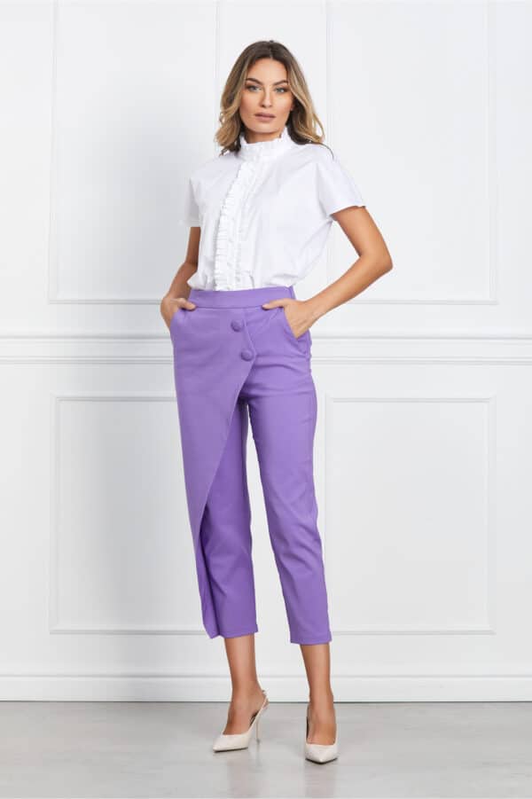 Pantaloni Lory lila cu aplicatie petrecuta si nasturi