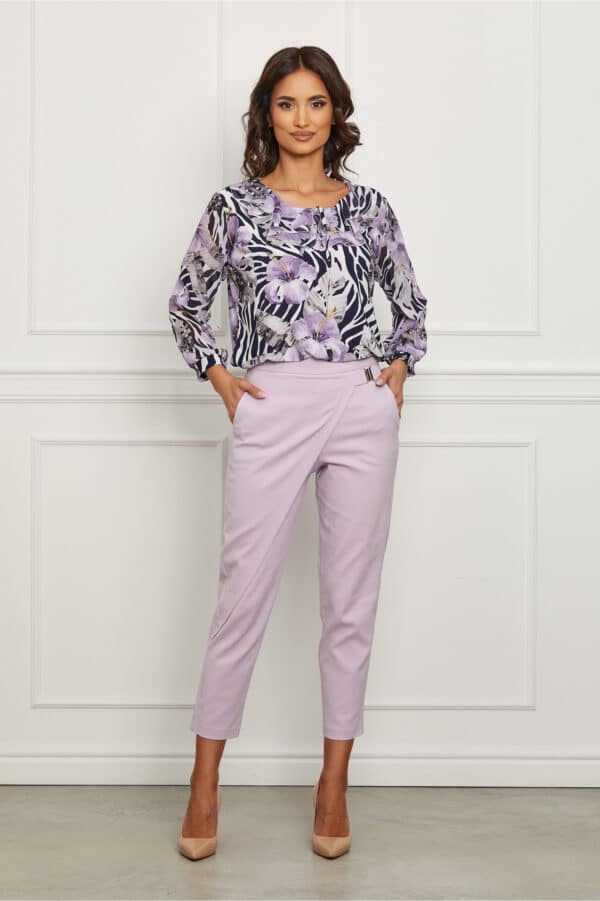 Pantaloni Marcy lila cu aplicatie petrecuta si catarama metalica