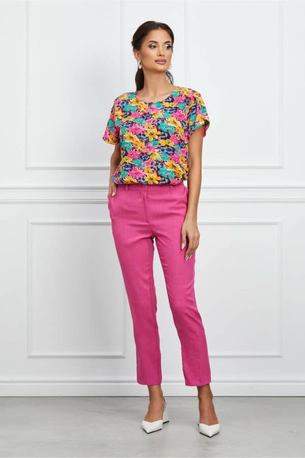 Pantaloni Nadia magenta din in cu o curea in talie