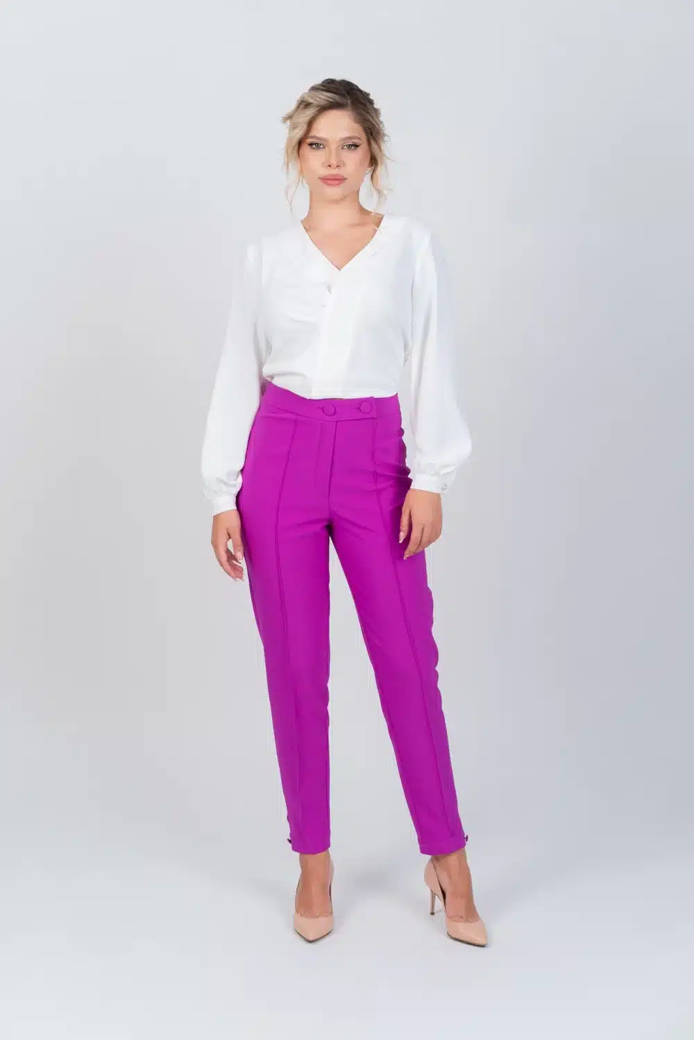 Pantaloni lungi conici la dunga de culoare mov