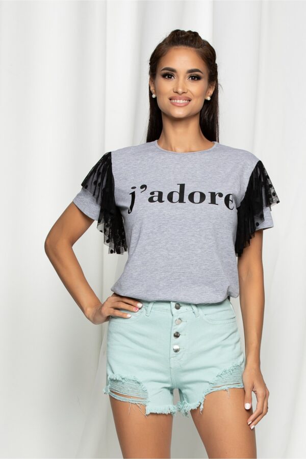 Pantaloni scurti din denim vernil cu rupturi si baza nefinisata