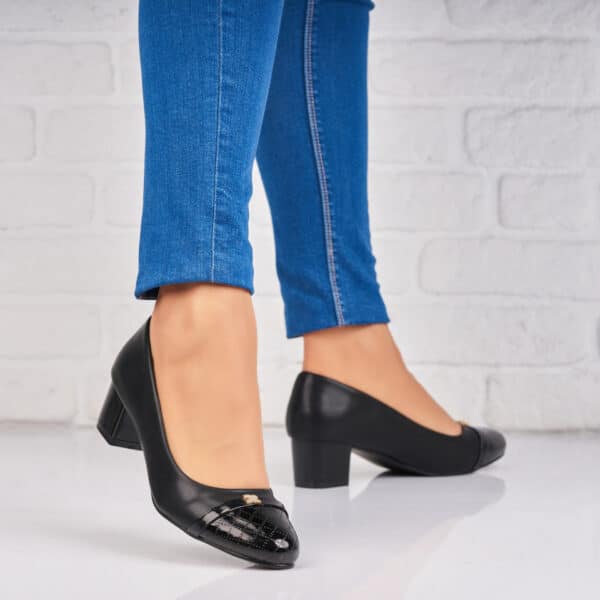 Pantofi dama cu toc Negri din Piele Ecologica Japse A4359