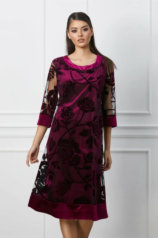 Rochie Carolina magenta din tull cu insertii catifelate