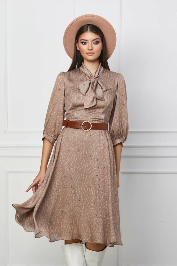 Rochie Mira bej cu imprimeu maro si curea in talie