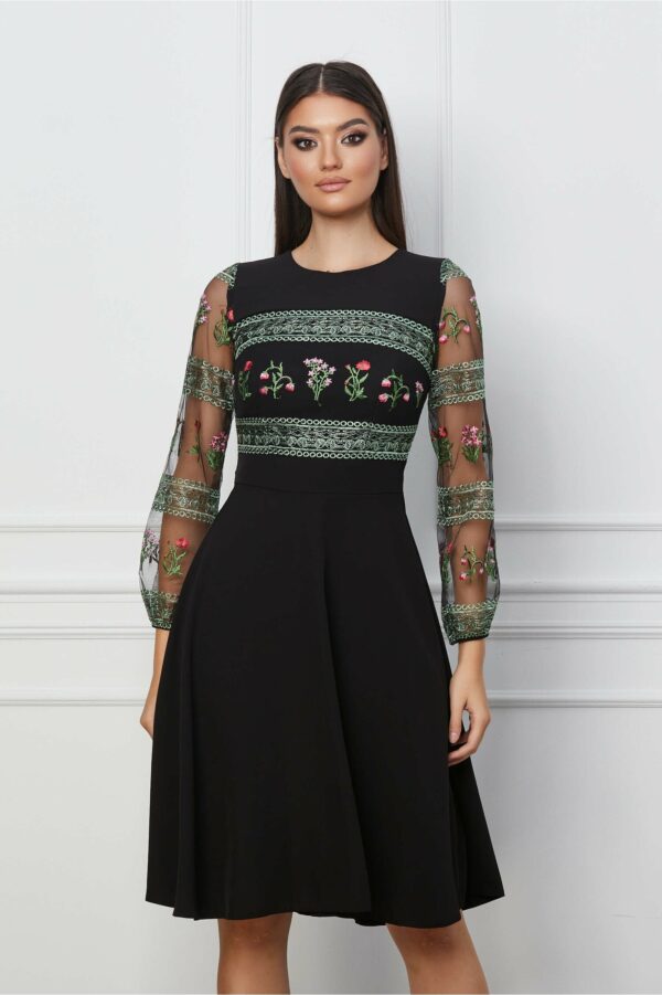 Rochie Moze negara cu broderie verde la bust