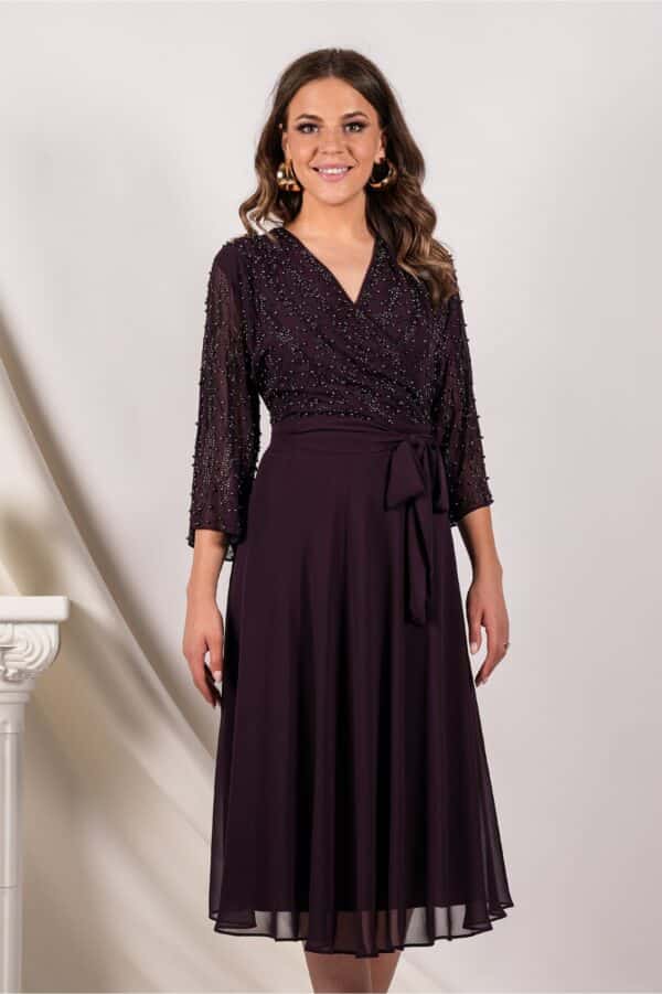 Rochie Ramona mov cu perle si strasuri pe bust accesorizata cu cordon in talie