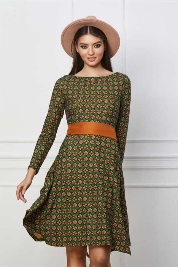 Rochie Tania verde cu imprimeu galben si cordon in talie