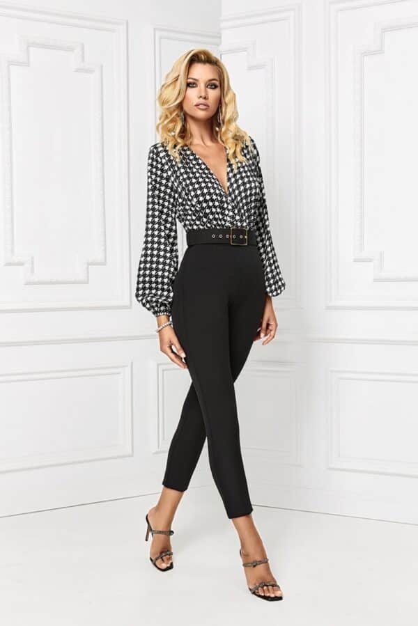 Salopeta eleganta neagra cu partea superioara cu imprimeu alb