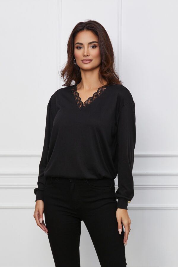 Bluza Dy Fashion neagra din tricot cu dantela la decolteu