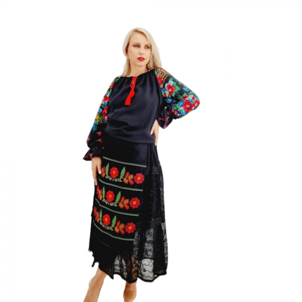 Bluza stilizata cu motive traditionale Margareta 10