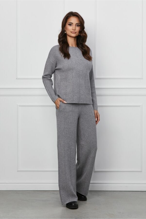 Compleu Renya gri din tricot cu bluza si pantaloni