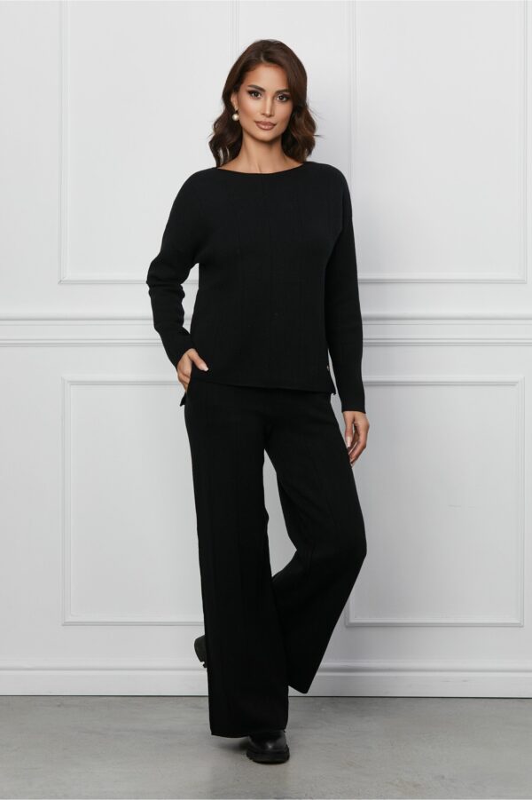 Compleu Renya negru din tricot cu bluza si pantaloni